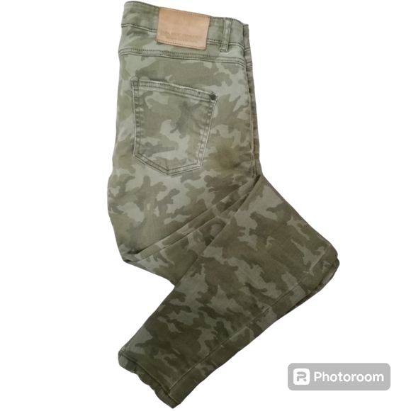 Zara Basic Denim Dept. Distressed Camo Skinny Jeans Size 8 - Picture 2 of 13